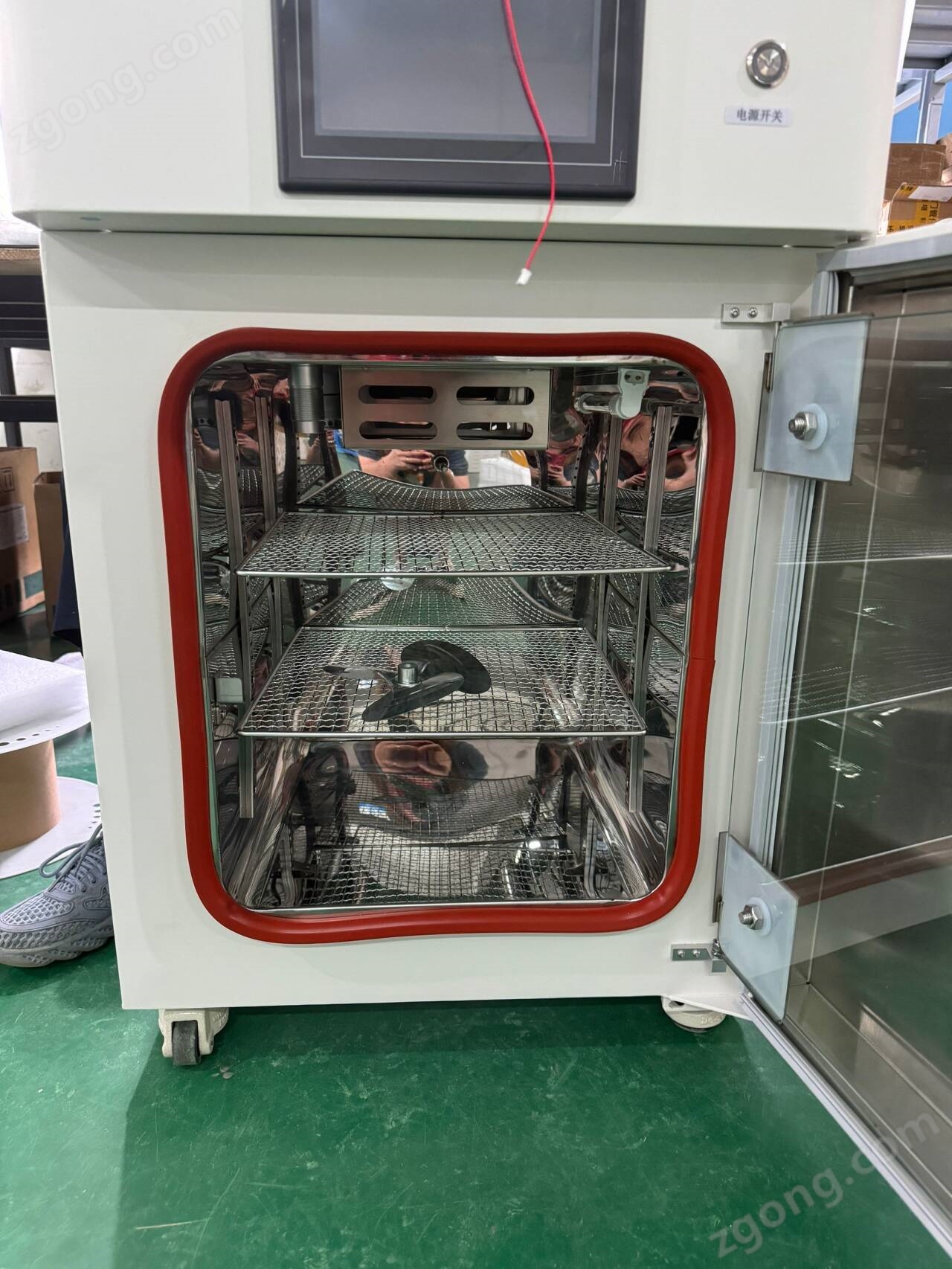 智能三氣培養(yǎng)箱細(xì)胞培養(yǎng)